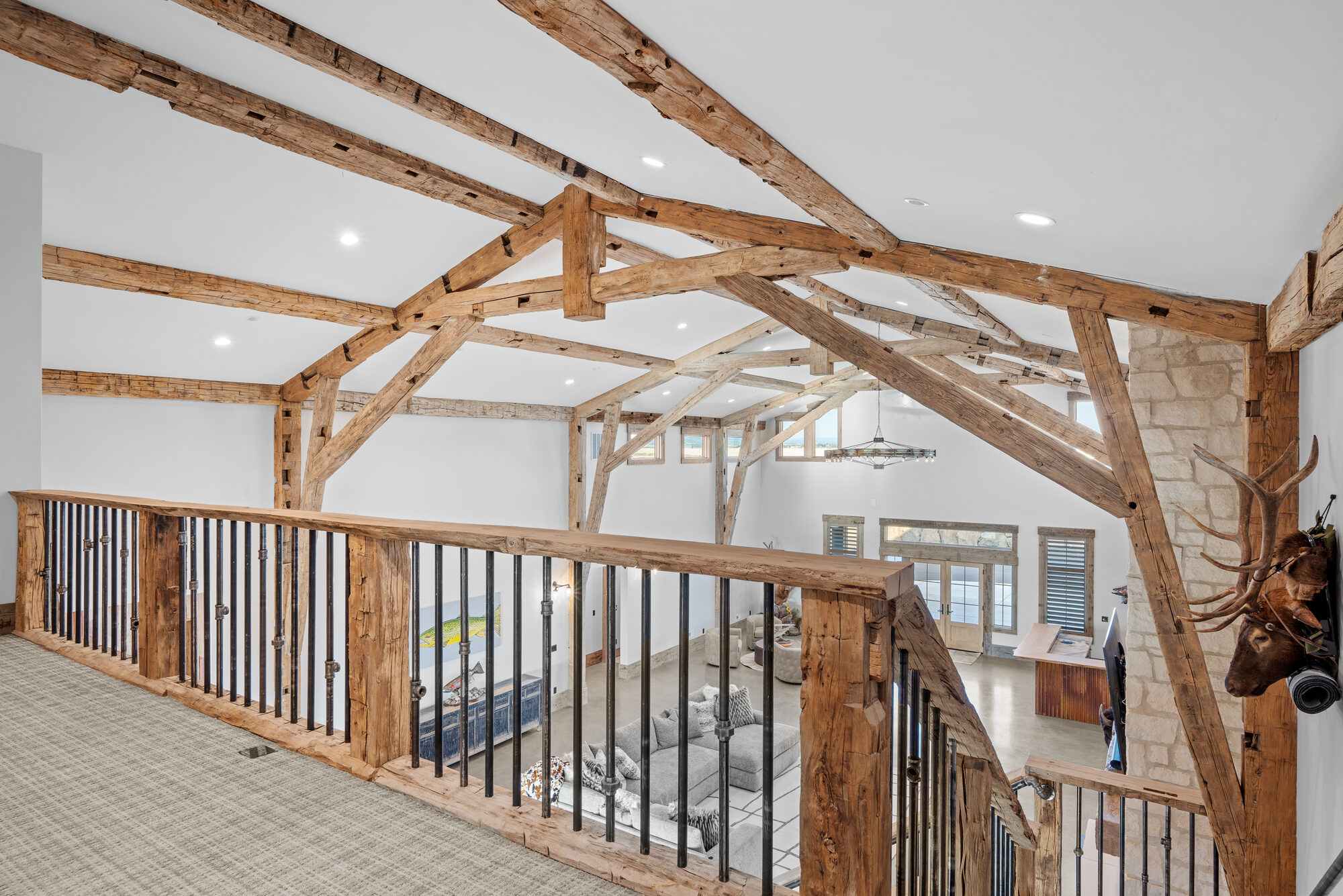 Reclaimed timber trusses, great room interior